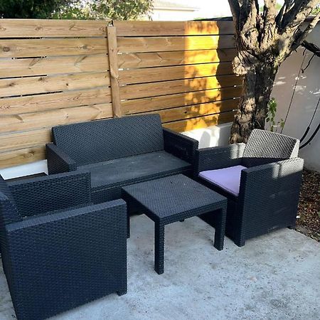 Appart Toulousaine Avec Patio Rdc Aucamville Екстер'єр фото