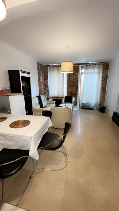Appart Toulousaine Avec Patio Rdc Aucamville Екстер'єр фото